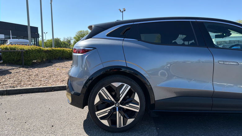 Renault Megane E-Tech EV60 160kW Iconic 60kWh Optimum Charge 5dr Auto Electric Hatchback